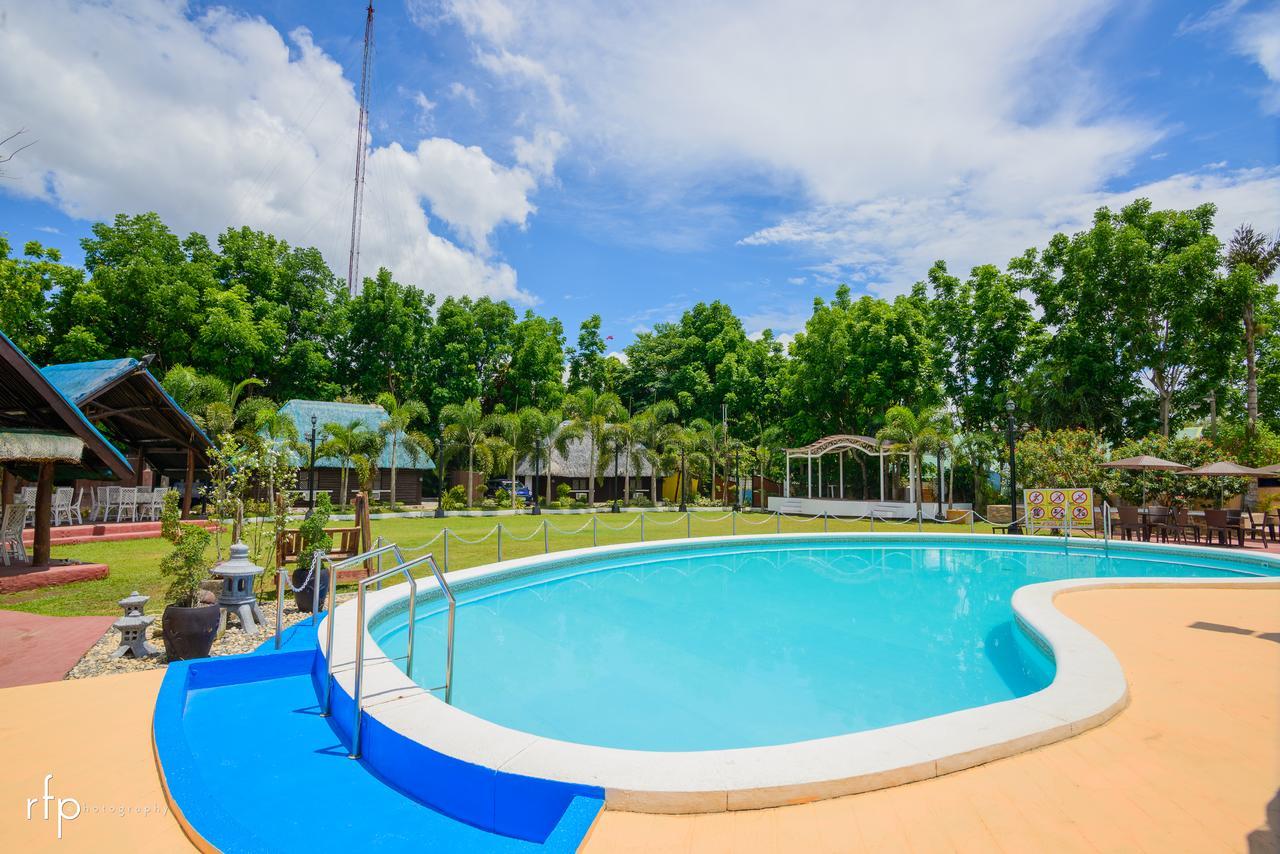 Balai Carmela Hotel Tuguegarao City Bagian luar foto