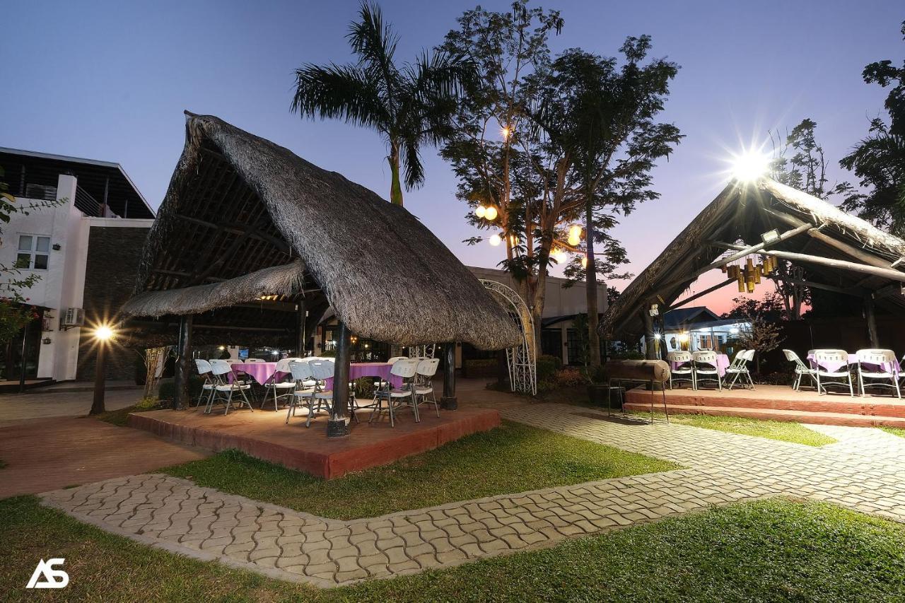 Balai Carmela Hotel Tuguegarao City Bagian luar foto